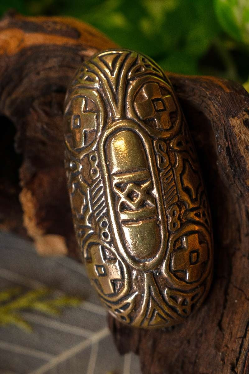 Fibule viking « tortue » à croix solaires, en bronze, prix par pièce