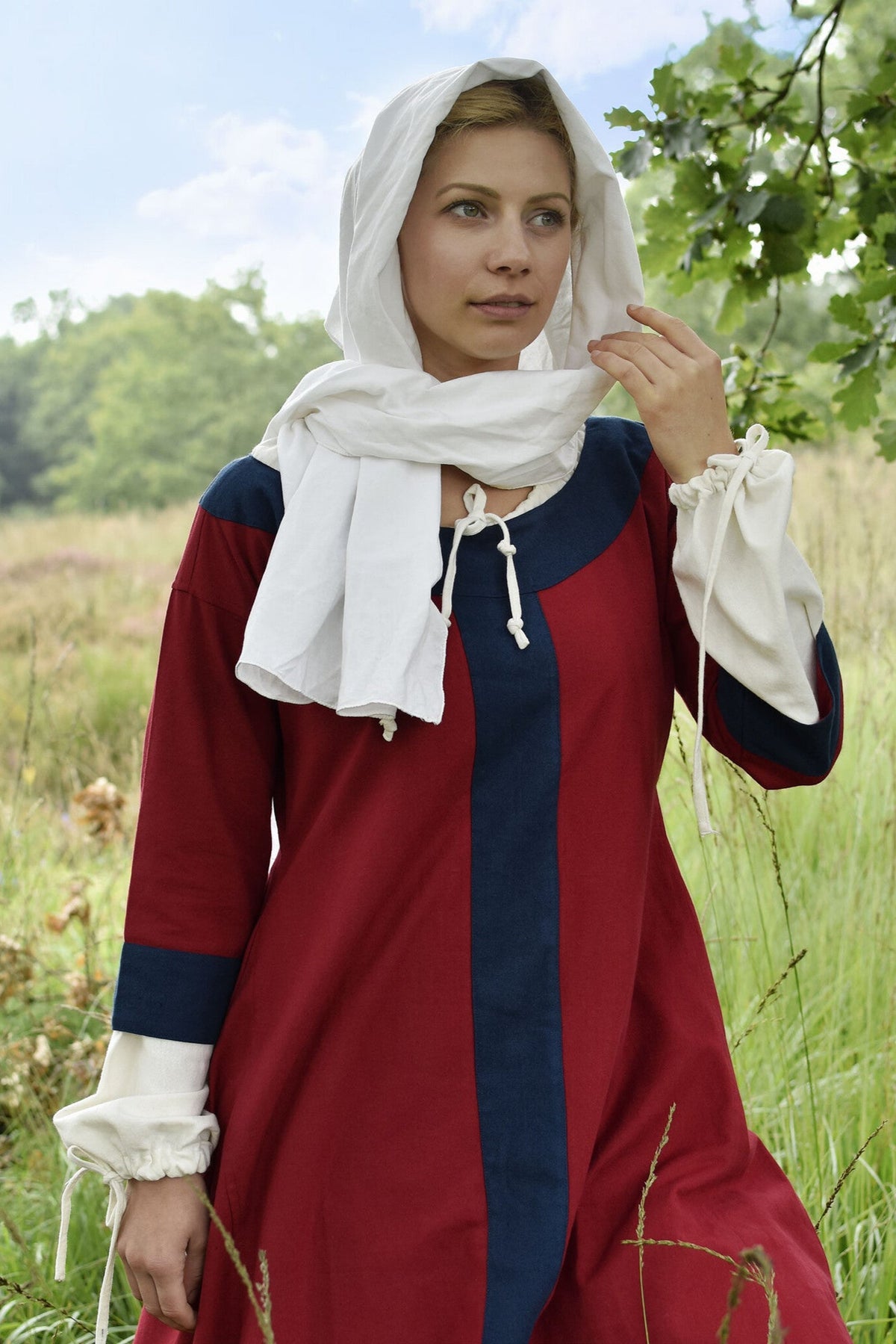 (Early) medieval dress Clotild, red-blue