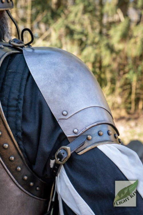Hombreras de caballero medieval LARP
