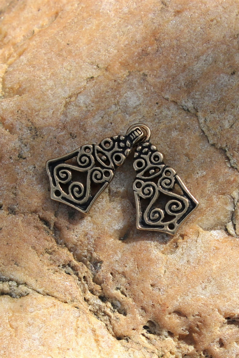 Awarskie zapięcie do płaszcza, brąz