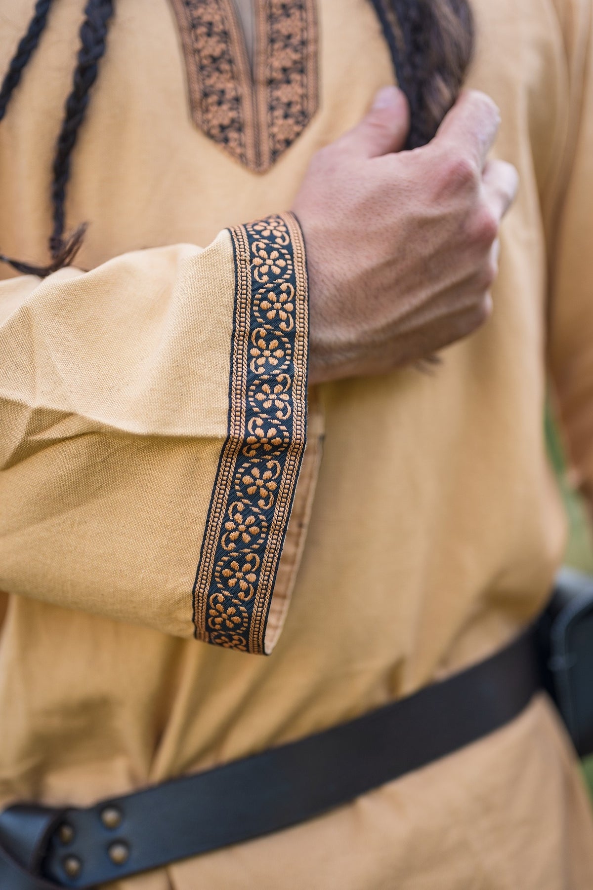 Celtic tunic Finn, honey brown