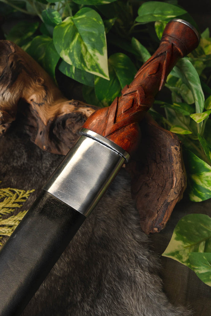 Highland Scottish dirk, semi-sharp