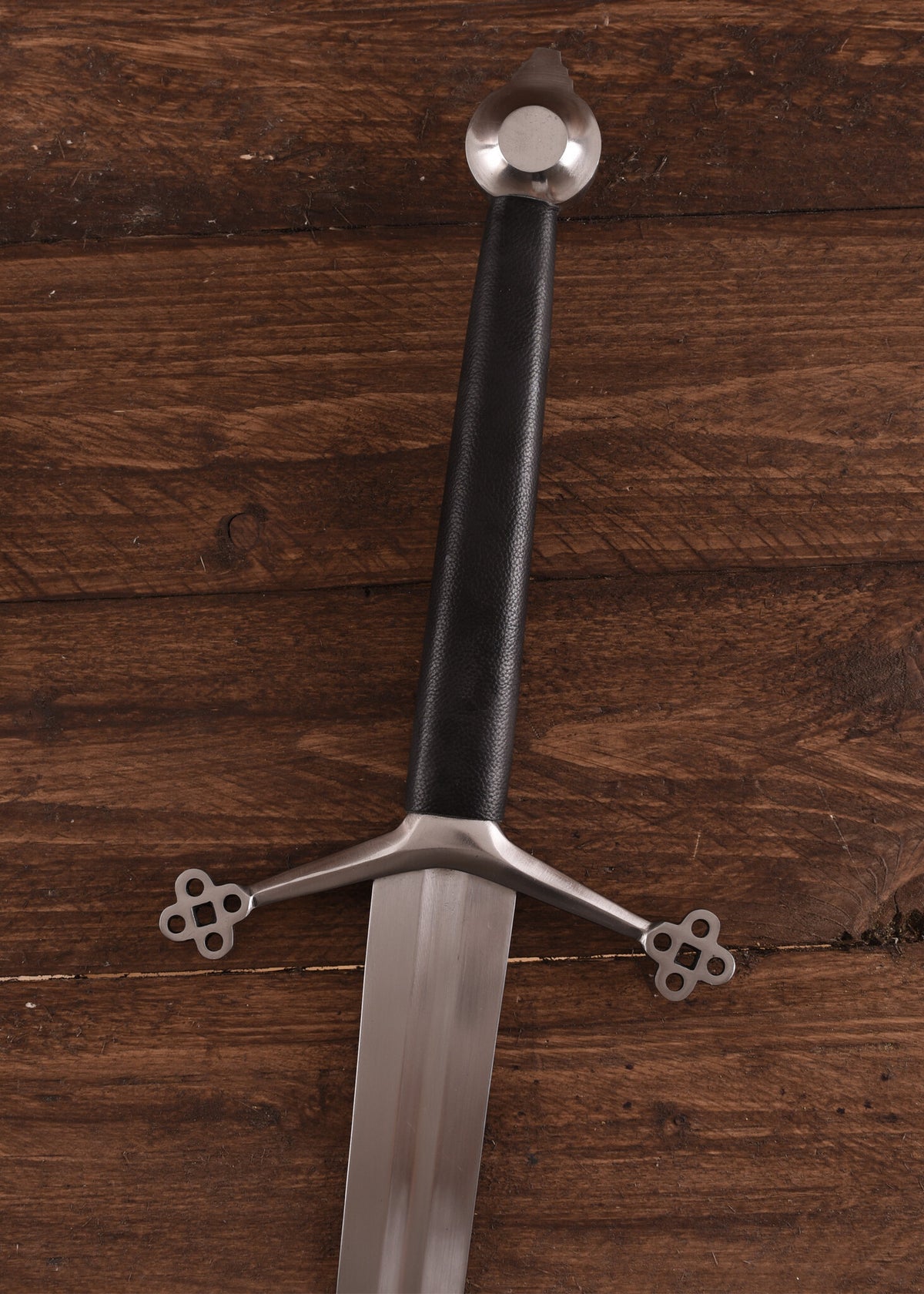 Claymore MacKenzie, semi-skarp