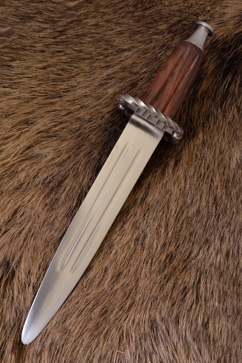 Landsknecht dagger, semi-sharp