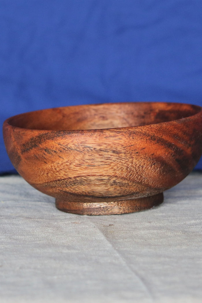 Medieval wooden bowl L