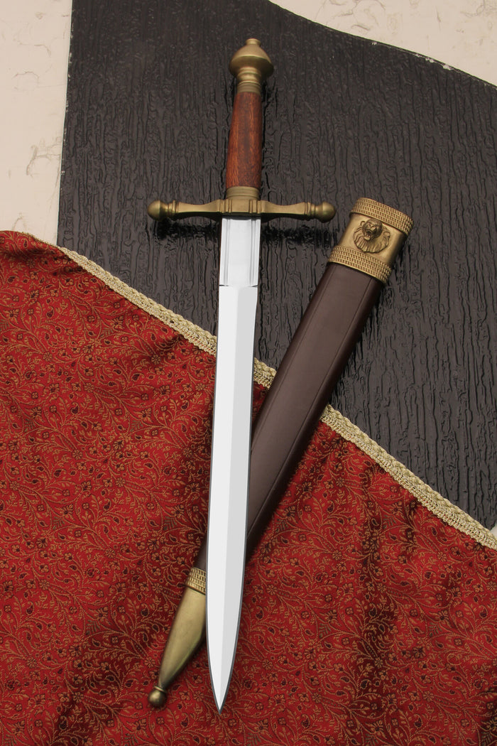 Bramham Moor dagger, semi-sharp