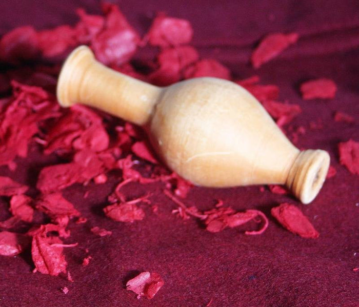 Earthenware balsamarium