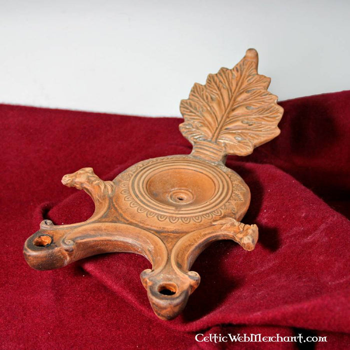 Double Roman oil lamp with palmet