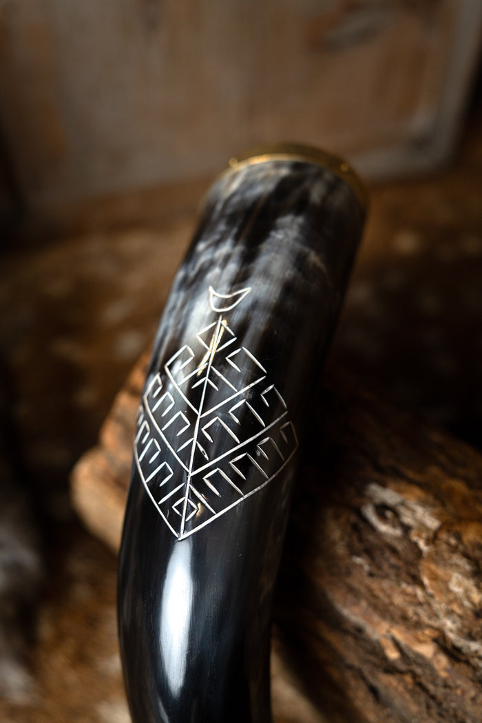 Viking drinking horn with Yggdrasil, 300-500 ml