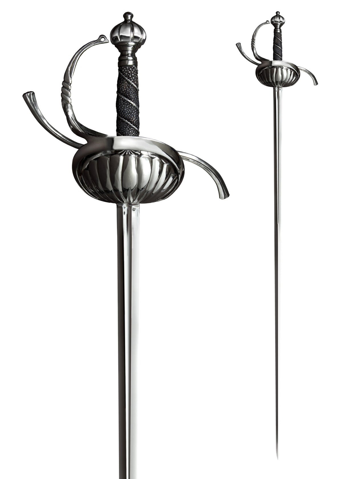 Rapier met schelpvormige stootplaat, scherp