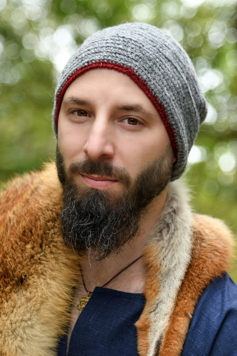 Bonnet crocheté, 100% laine, gris - bordeaux