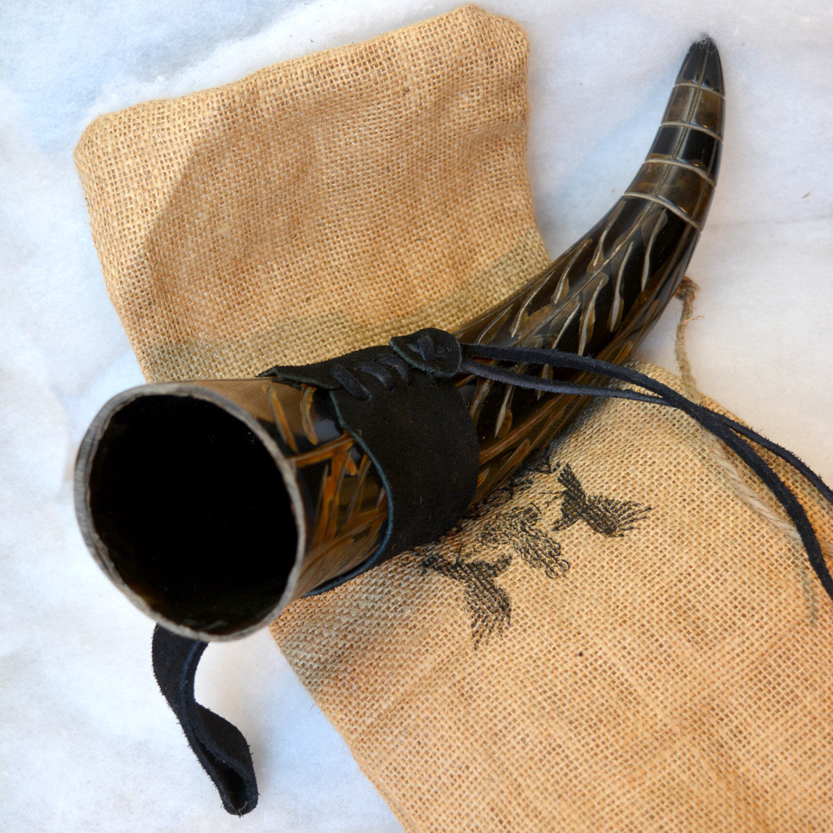 Drinking horn Gorm with leather holder, 300-500 ml