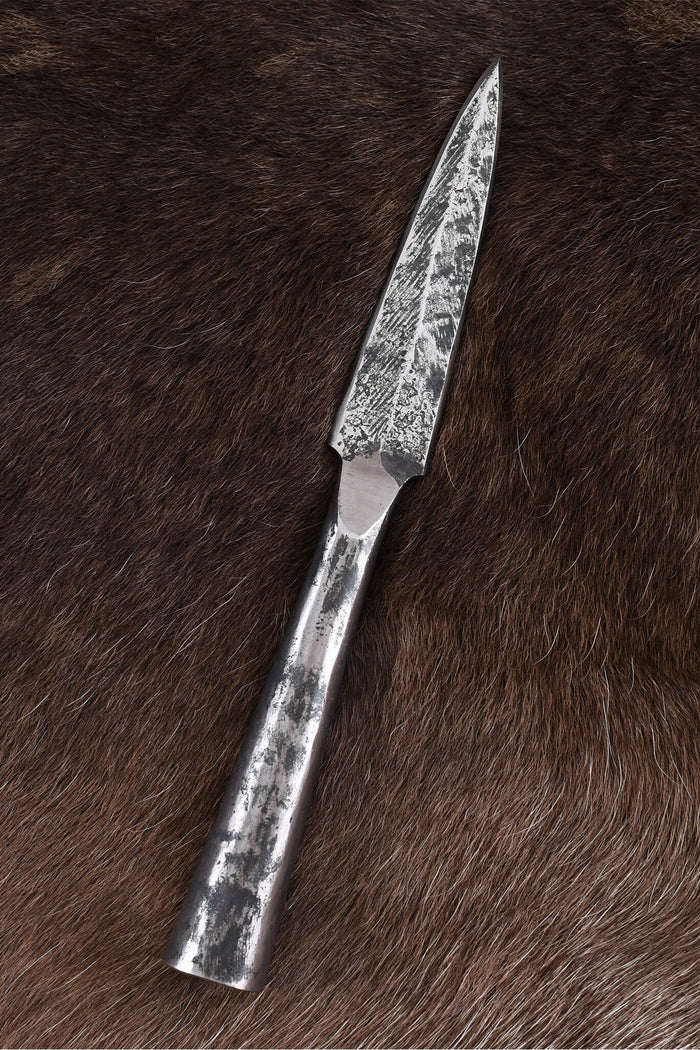 Germaanse werpspeerpunt, framae, scherp