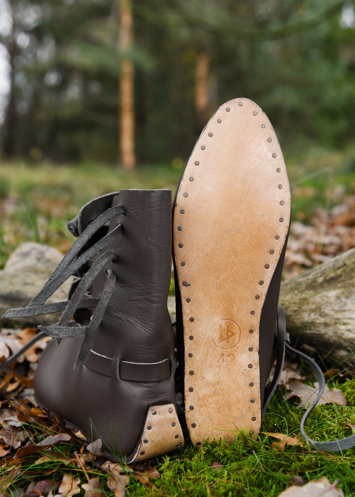 Buty Haithabu, IX–XI wiek