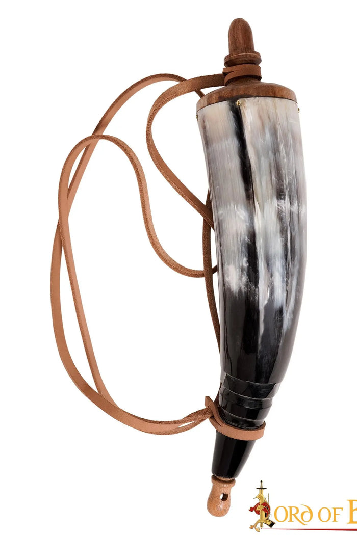 17th century powder horn
