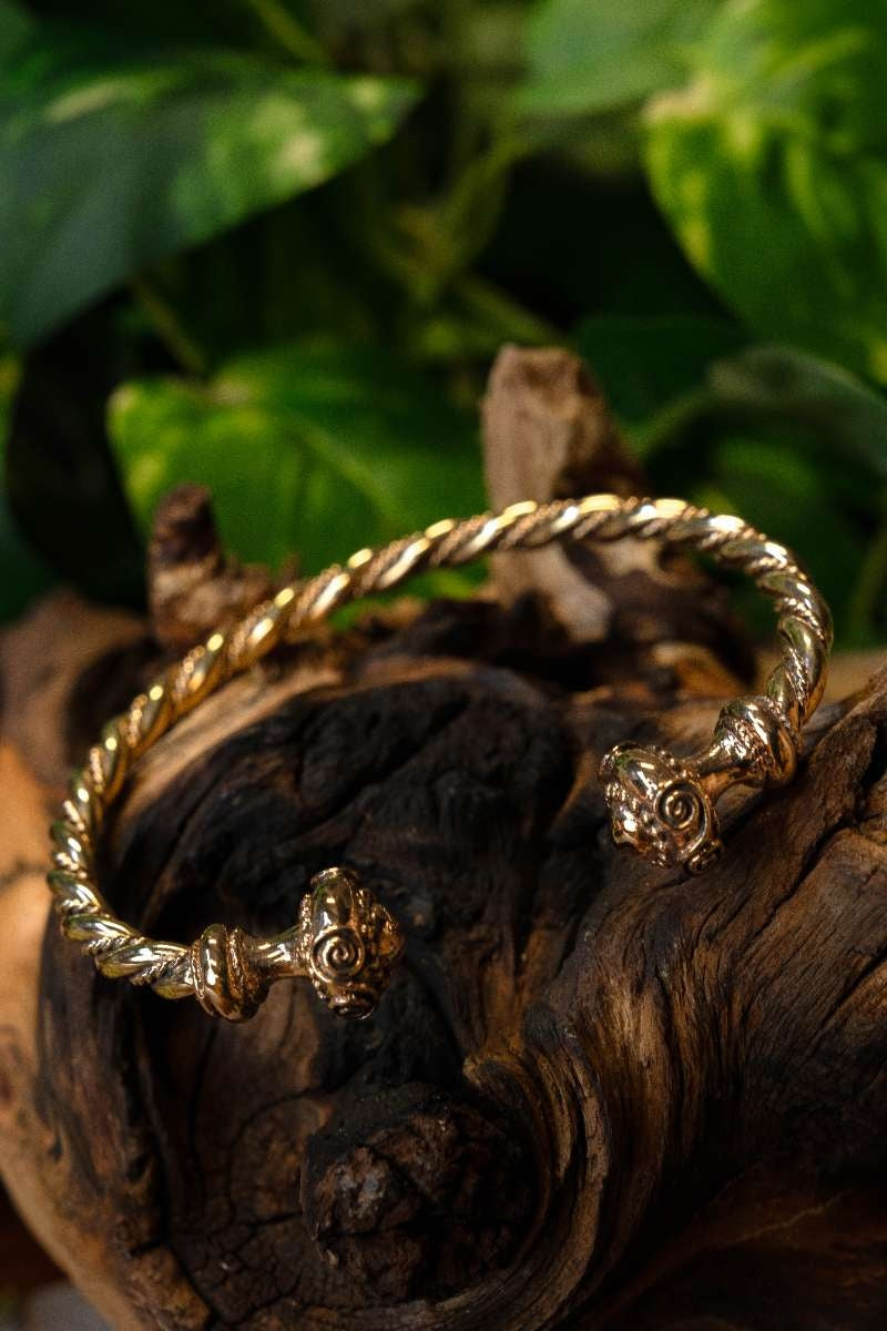 Brazalete celta La Tène, bronce