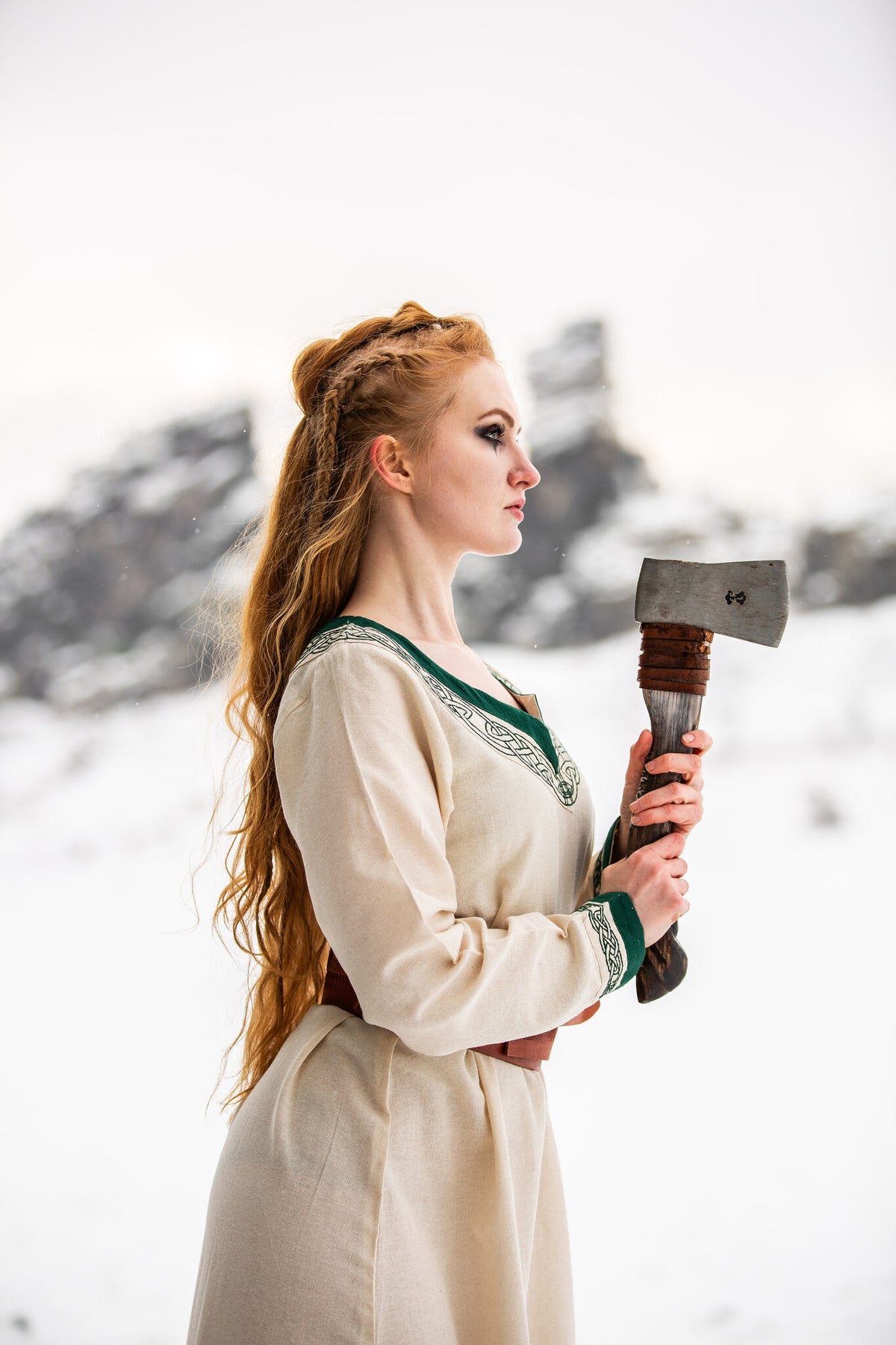 Wikińska suknia Lagertha, naturalno-zielona