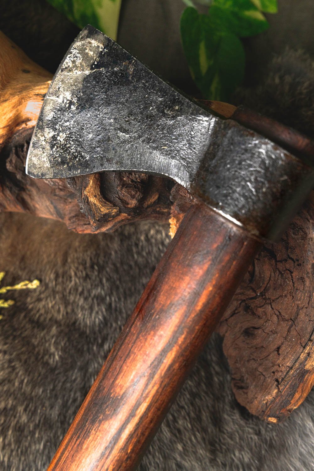 Vikinge kasteøkse, type L, semi-skarp