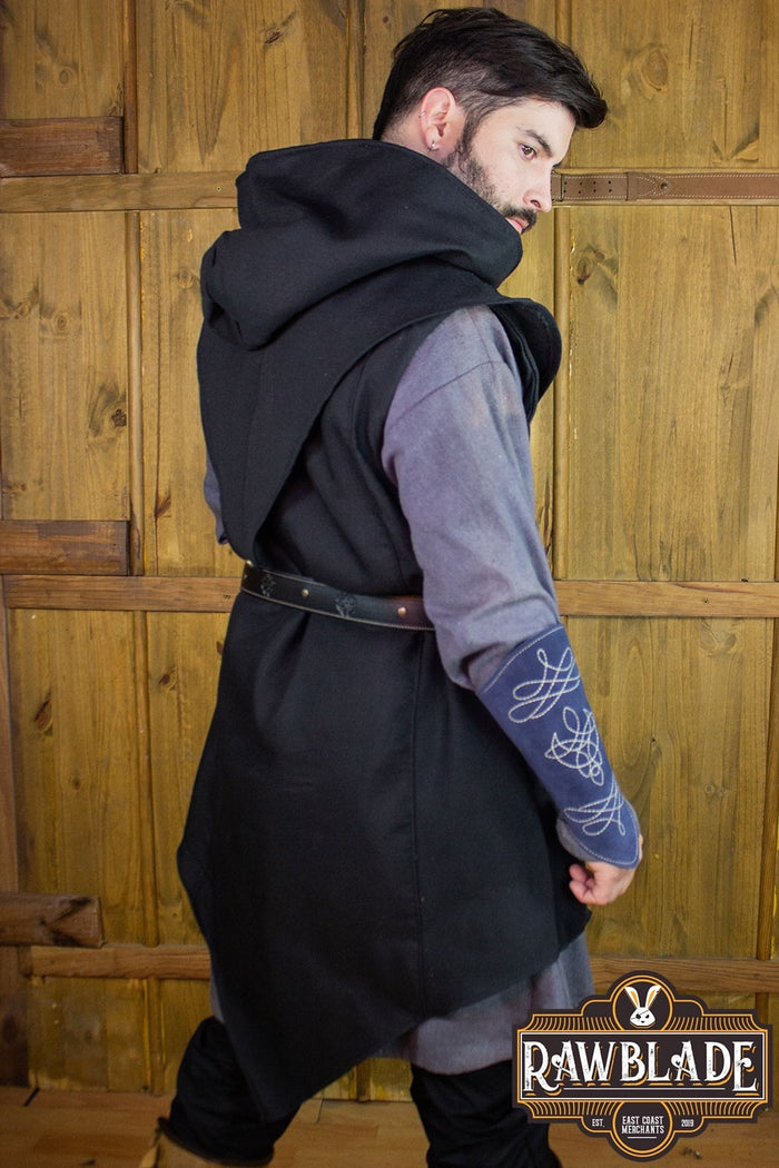 Karantiro tunika – juoda