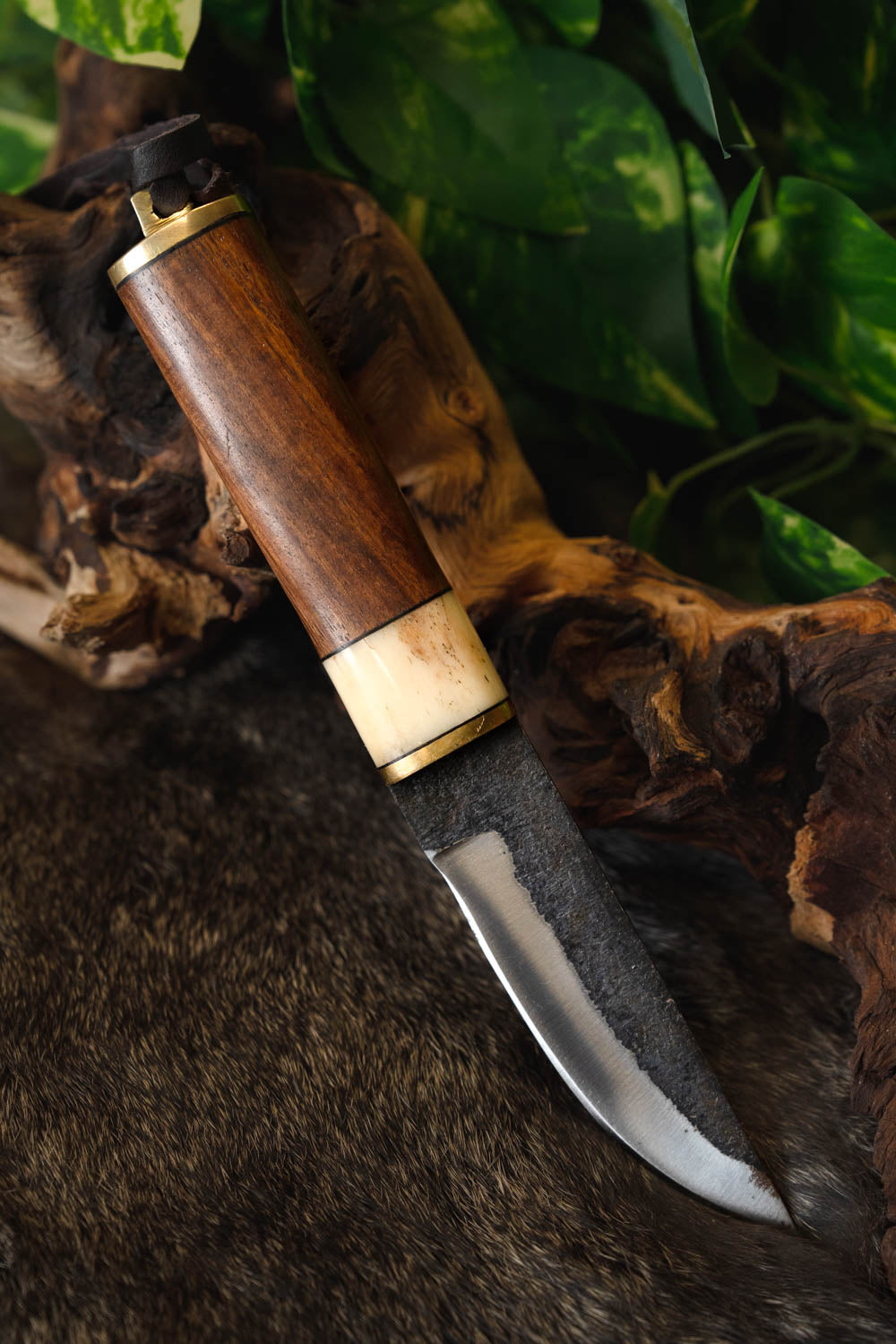 Vikingekniv 9.–10. årh., Gotland-type, semi-skarp