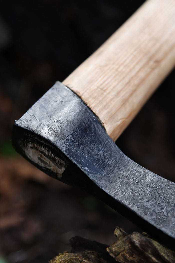 Große Franziska Wurfaxt, halbscharf