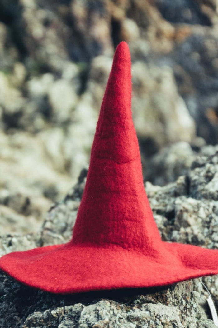 Kids witch hat, red, wool felt