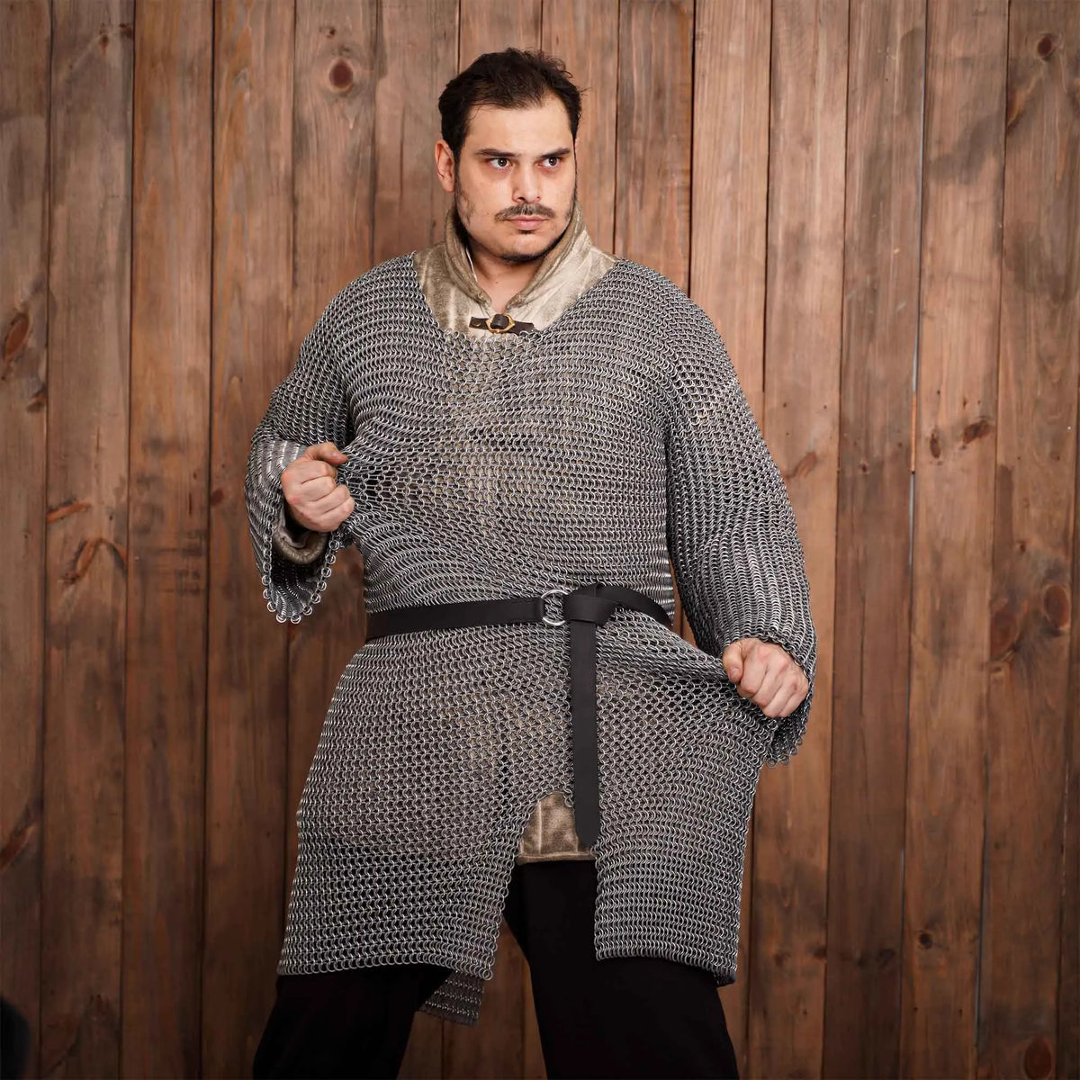 Hauberk med slids, aluminium og gummi, 10 mm