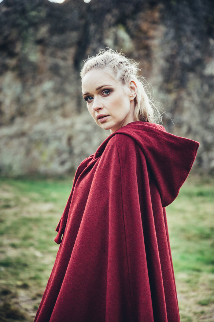 Middelalderlig kappe Karen, uldmix, rød