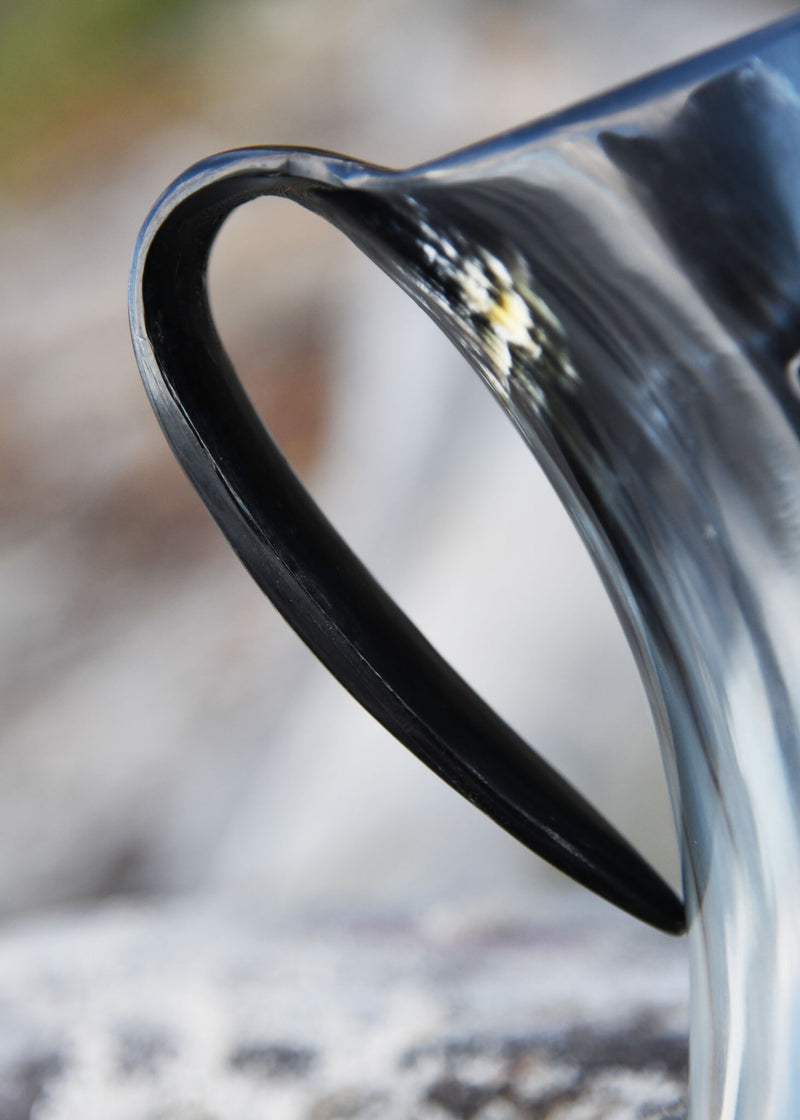 Gran copa de cuerno Odin con Sleipnir, 650–1000 ml