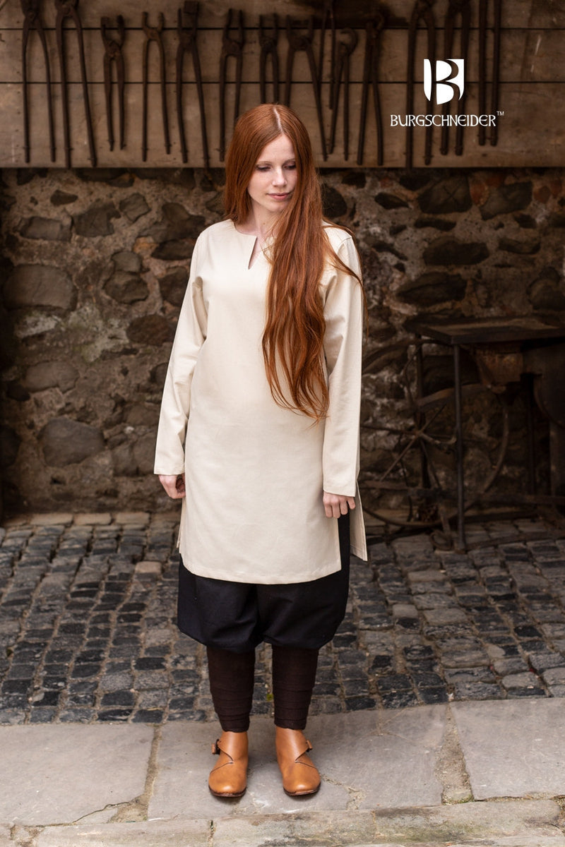 (Under)tunic shield-maiden Greta, natural