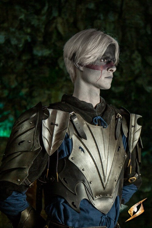 Dark elven Eventide pauldrons, 1 mm