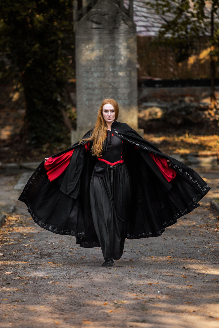 Embroidered cloak Damia, black, wool mix