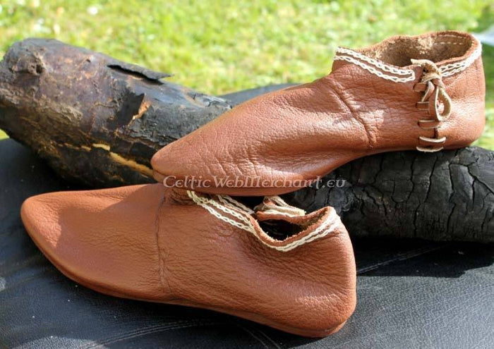 Normanniske sko, 1150–1350, brun