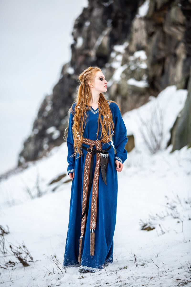 Frühmittelalterliches Kleid Aelswith, blau