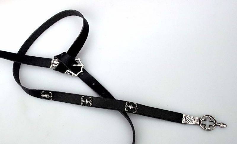 Gothic belt deluxe, black leather, brass buckle, 151 cm