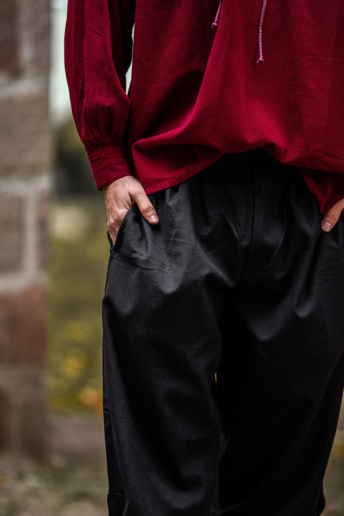 Spodnie trzyczwarte, czarne