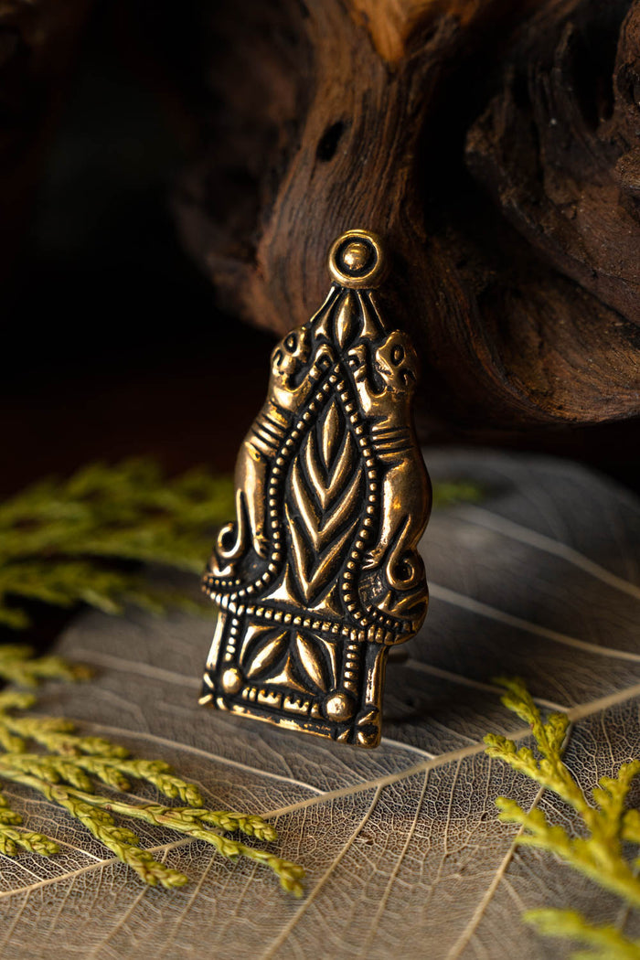 PóźNockalasyczna końcówka pasa