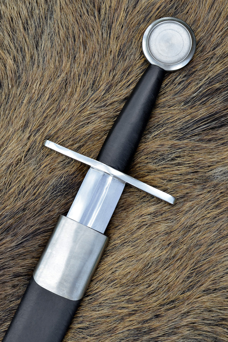 Einhänder Oakeshott Xa halb scharf