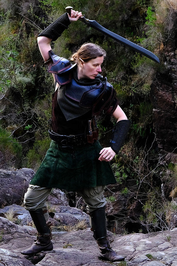 Connor ringbrynje-bracers, underarmsbeskyttere, bronzeret, 8 mm