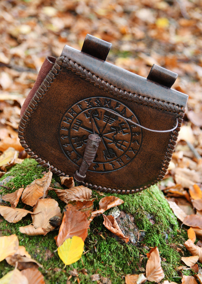 Ādas soma ar Vegvisir