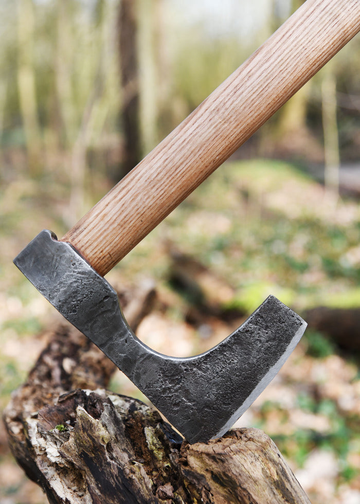 Viking axe, skeggox, type C, semi-sharp