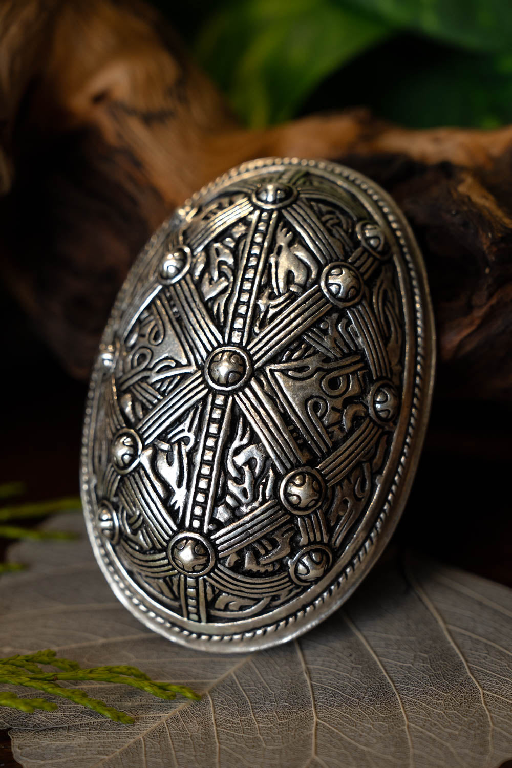 Sköldpaddsbrosch Oseberg, försilvrad, pris per styck