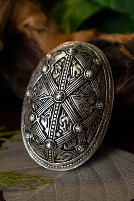 Schildpad broche Oseberg, verzilverd, prijs per stuk