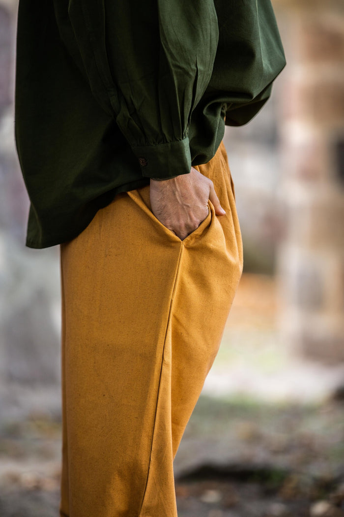 Dreiviertelhose, honigbraun