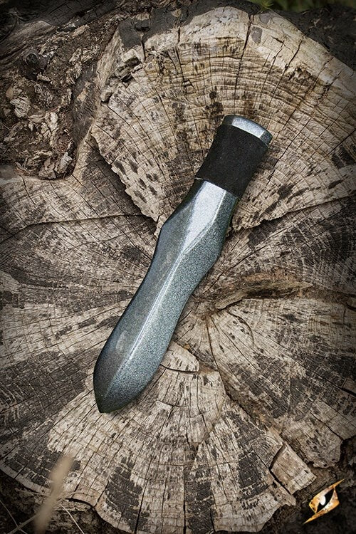 Werpmes met leren grip, LARP wapen