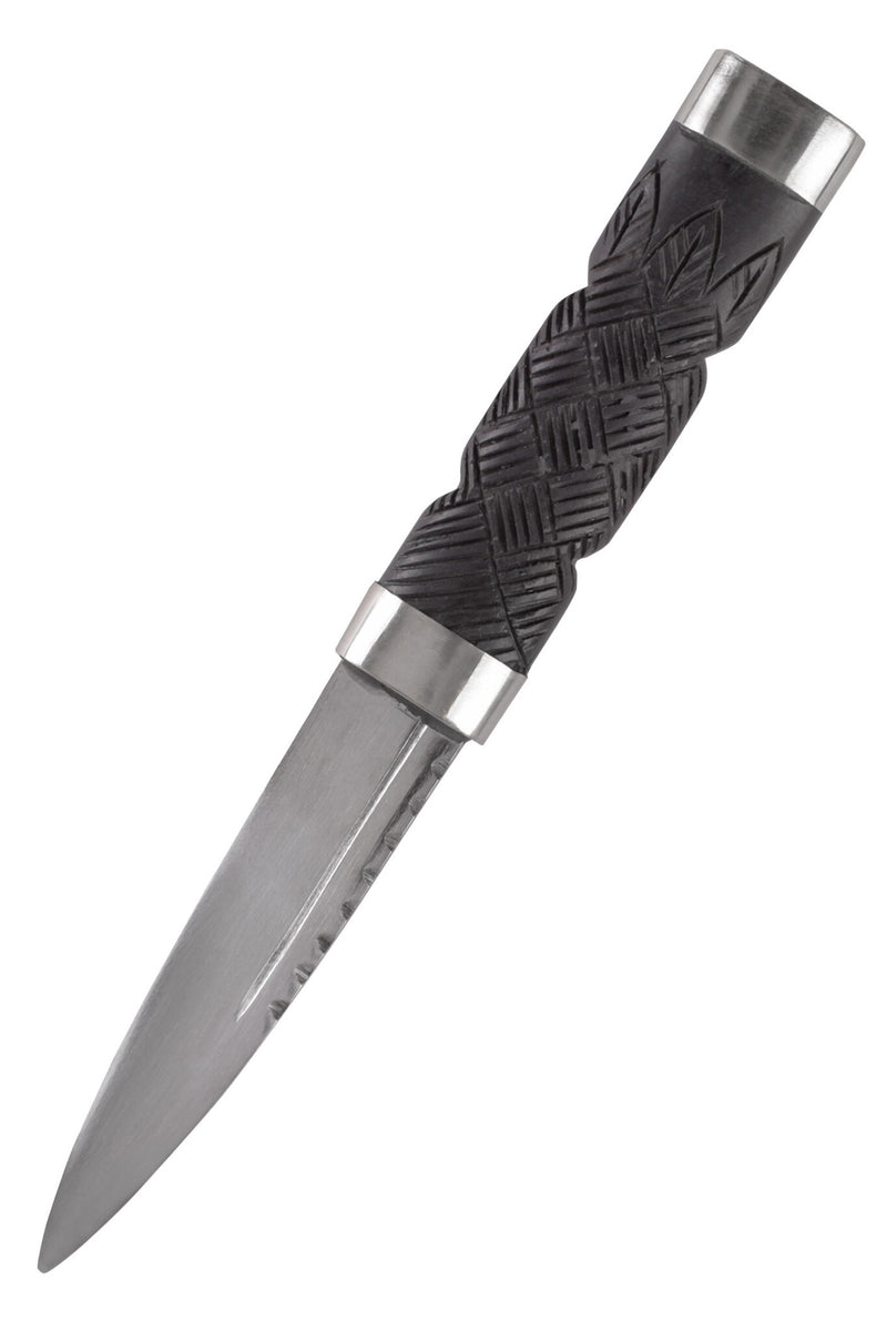 Black sgian dubh, semi-sharp