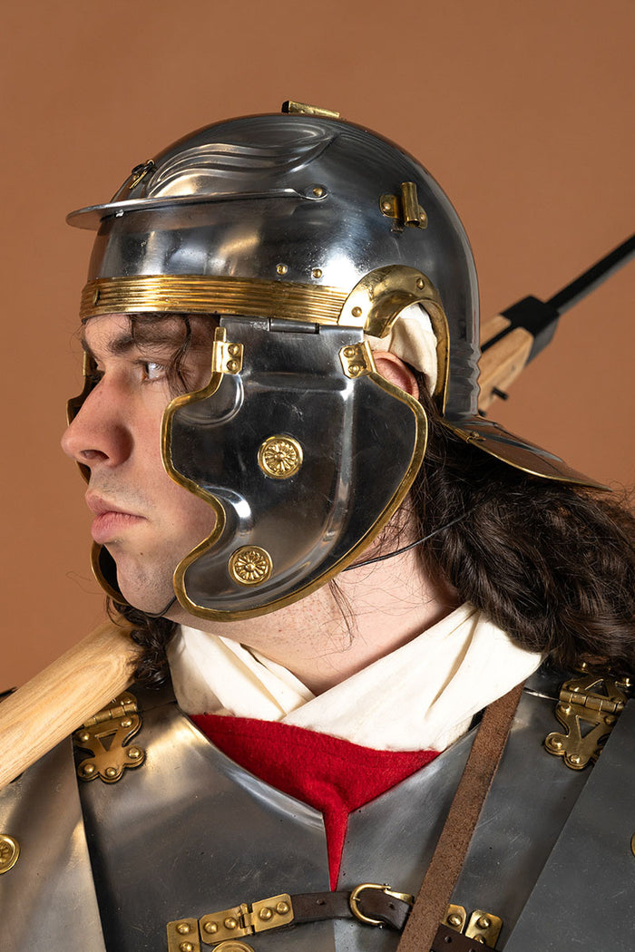 Imperiale Gallische galea F, Vesontio, Weisenau, 1.3 mm