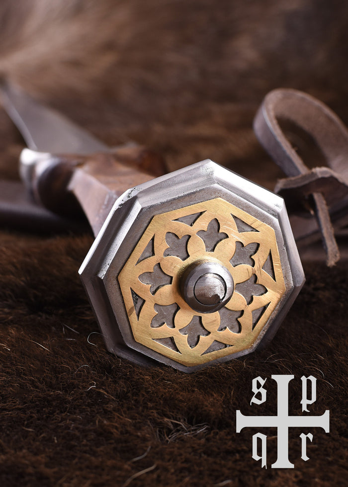 Tysk kugledolk fra 1400-tallet, halvskarpt