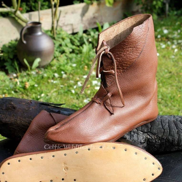 Viking boots Oseberg, brown