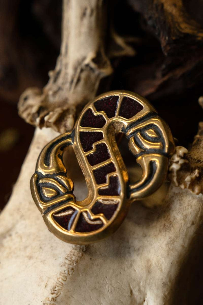 Spilla longobarda a uccello a forma di S, bronzo